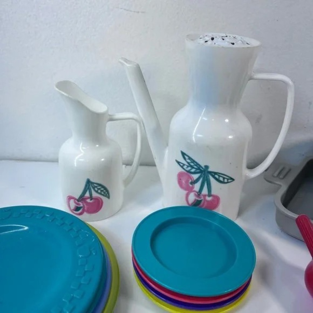 Colorful Toy Kitchen Set - Picture 6 of 6